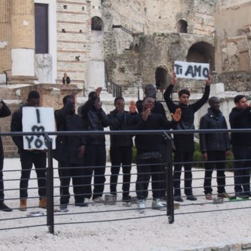 La consapevolezza attraverso il teatro